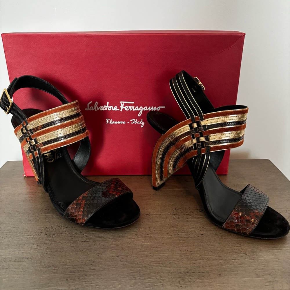 Salvatore Ferragamo Women's Black and Brown Sandals
